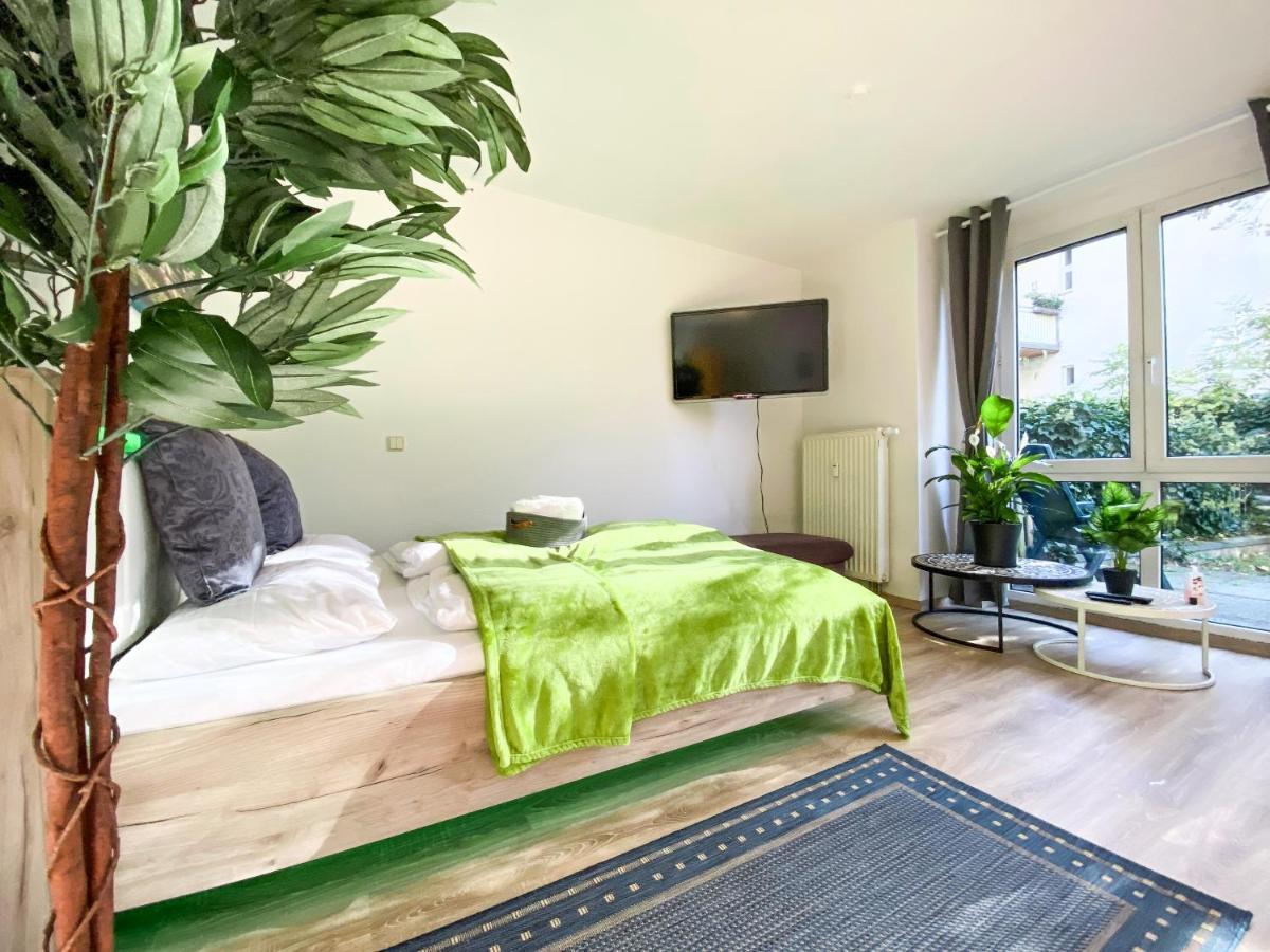 Wohlfuehl-Apartment Mit Kostenfreier Tiefgarage, Wifi & Terrasse Leipzig Luaran gambar