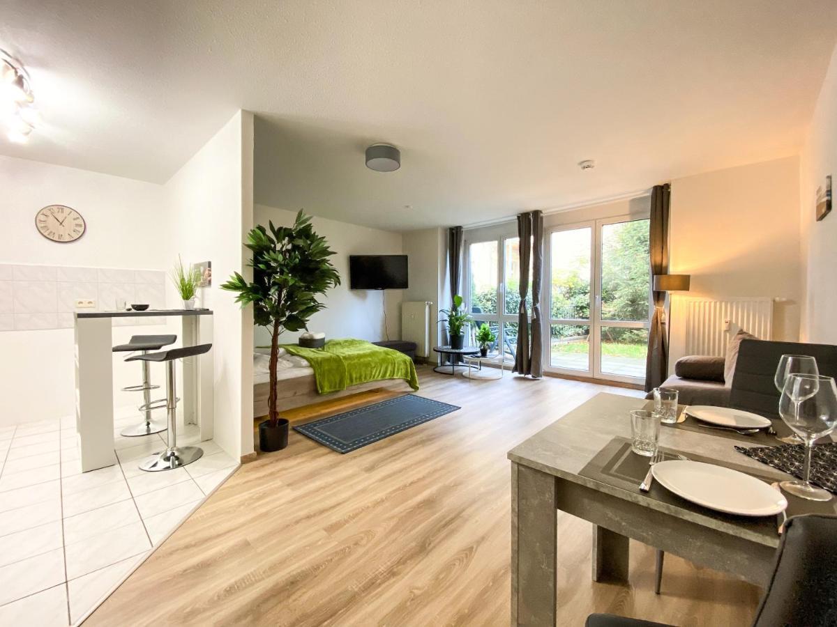 Wohlfuehl-Apartment Mit Kostenfreier Tiefgarage, Wifi & Terrasse Leipzig Luaran gambar