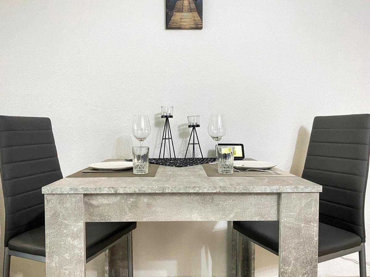 Wohlfuehl-Apartment Mit Kostenfreier Tiefgarage, Wifi & Terrasse Leipzig Luaran gambar