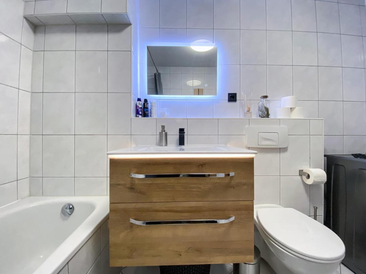 Wohlfuehl-Apartment Mit Kostenfreier Tiefgarage, Wifi & Terrasse Leipzig Luaran gambar