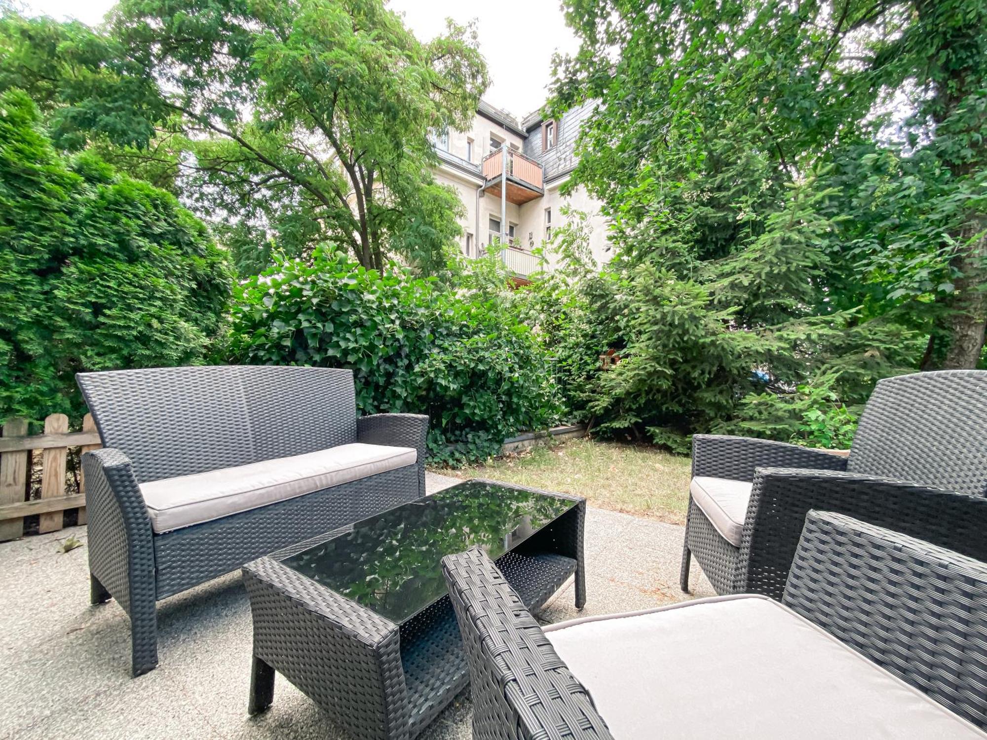 Wohlfuehl-Apartment Mit Kostenfreier Tiefgarage, Wifi & Terrasse Leipzig Luaran gambar